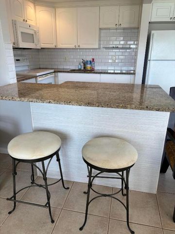 128 Norwich F, West Palm Beach, FL 33417