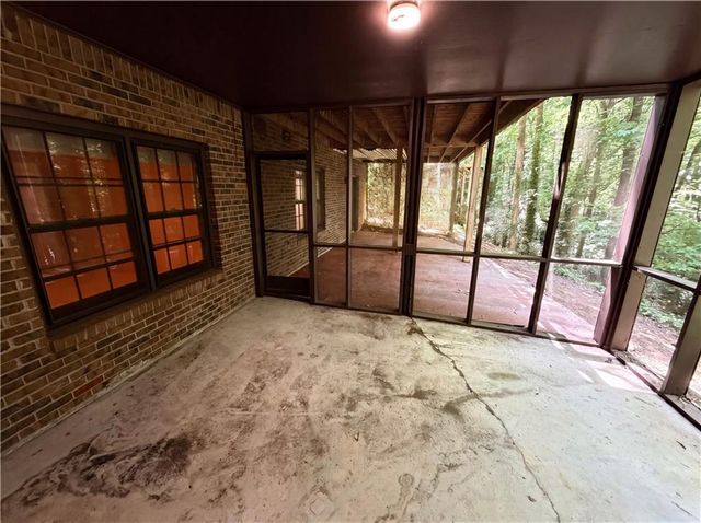 2360 Kimbrough Court, Atlanta, GA 30350