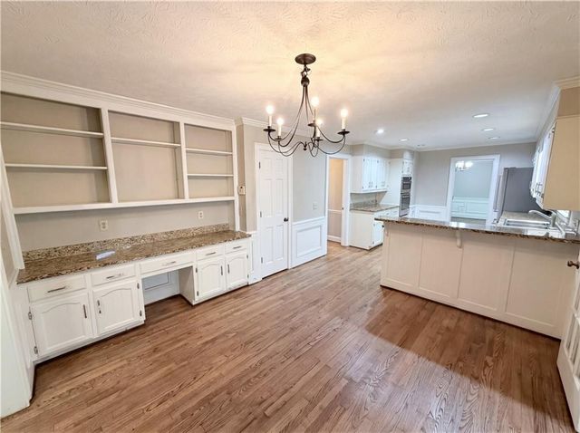 2360 Kimbrough Court, Atlanta, GA 30350