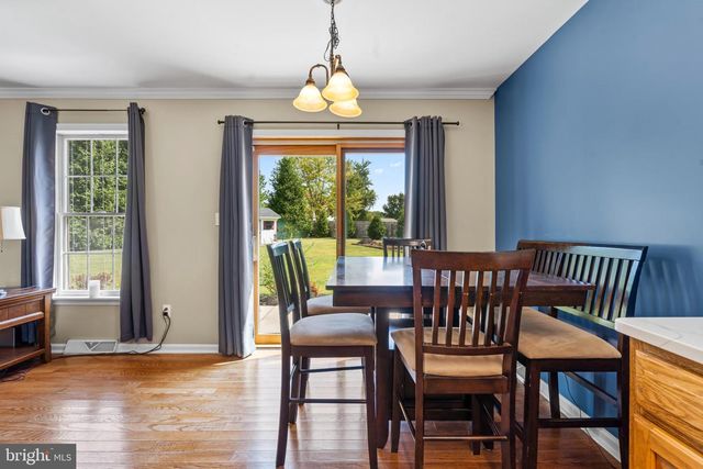 1825 W HIGHLAND CT, Greencastle, PA 17225