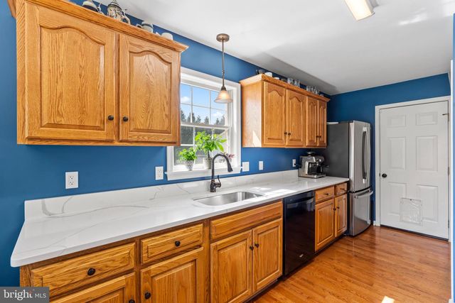 1825 W HIGHLAND CT, Greencastle, PA 17225