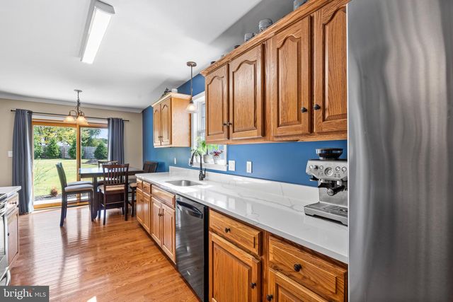 1825 W HIGHLAND CT, Greencastle, PA 17225