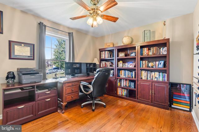 1825 W HIGHLAND CT, Greencastle, PA 17225