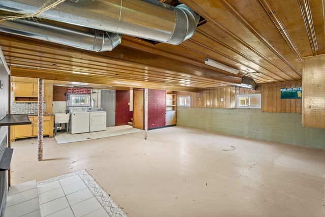 4610 W 97th Place, Oak Lawn, IL 60453