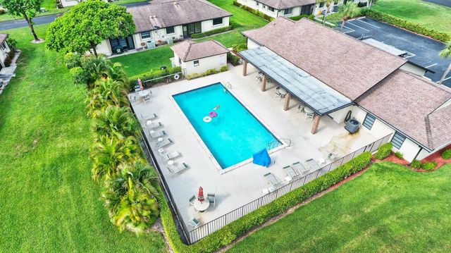 4724 Greentree Circle B, Boynton Beach, FL 33436