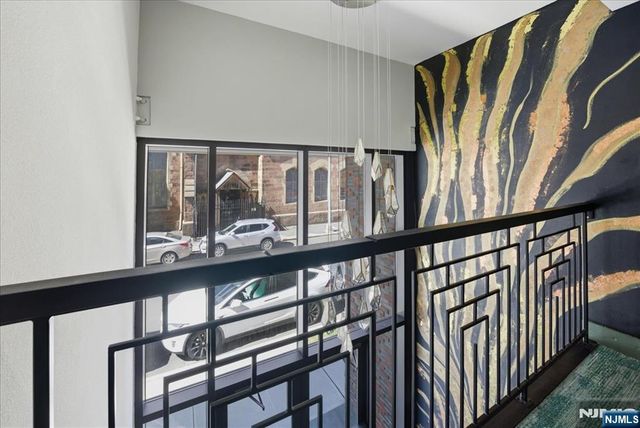 21 Lincoln 101, Newark, NJ 07102