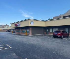 505 E University Avenue, Champaign, IL 61820