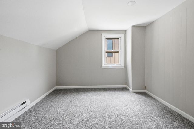 808 MAPLE LN, Aston, PA 19014