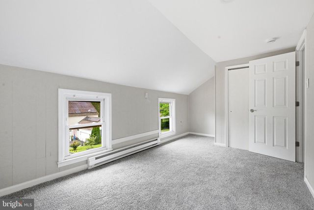 808 MAPLE LN, Aston, PA 19014