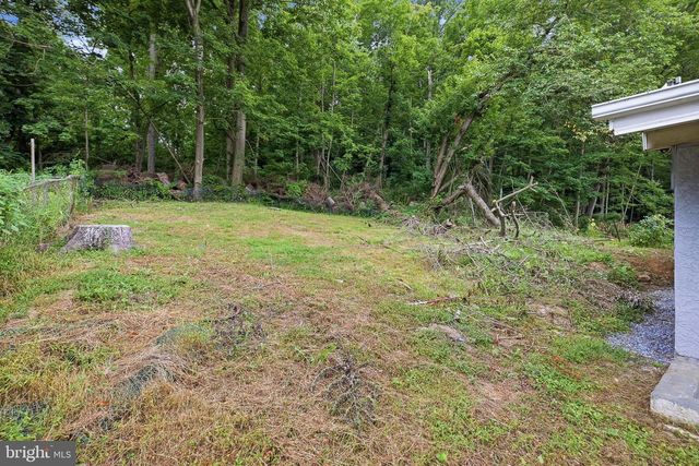 808 MAPLE LN, Aston, PA 19014