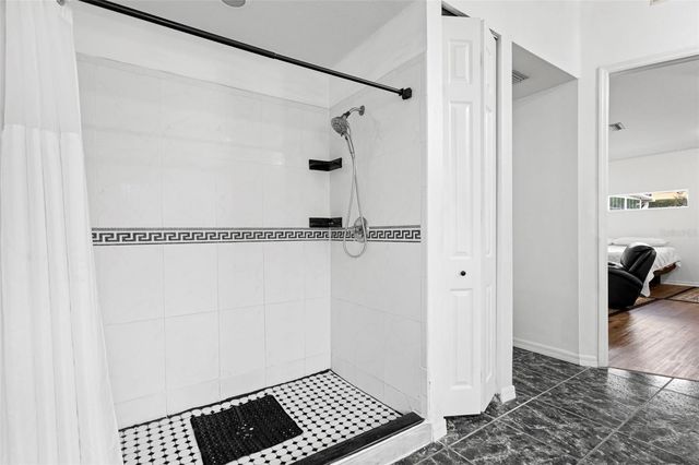 6702 JOSIE DRIVE, Seffner, FL 33584