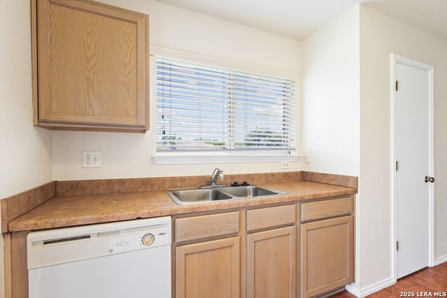 9719 Crescent Moon, San Antonio, TX 78245