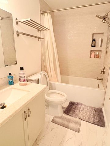 1958 E Discovery Cir Circle E, Deerfield Beach, FL 33442