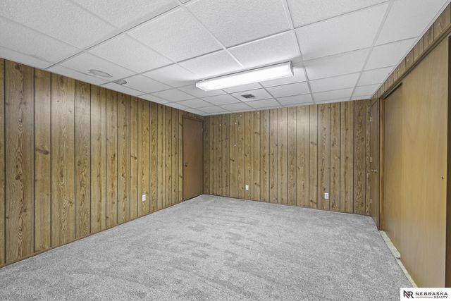 758 N 74th Avenue, Omaha, NE 68114