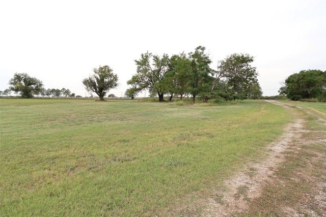 2142 Spring Hill Road, Aubrey, TX 76227
