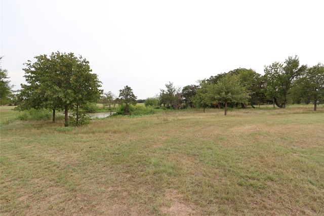 2142 Spring Hill Road, Aubrey, TX 76227