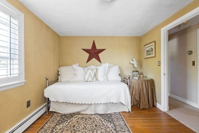 41 Sunset Hill Rd, Boston, MA 02132