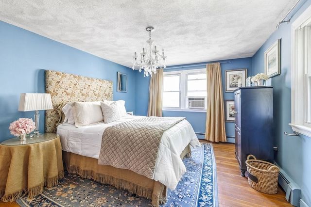 41 Sunset Hill Rd, Boston, MA 02132