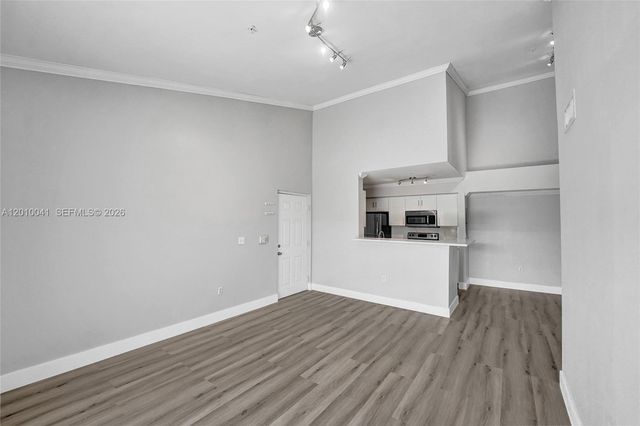 631 SW 111th Lane 306, Pembroke Pines, FL 33025