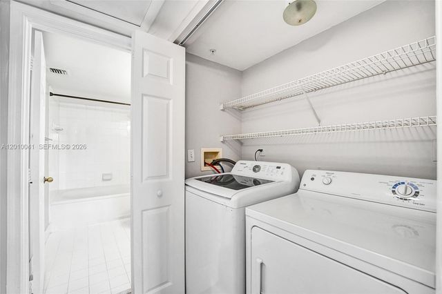 631 SW 111th Lane 306, Pembroke Pines, FL 33025