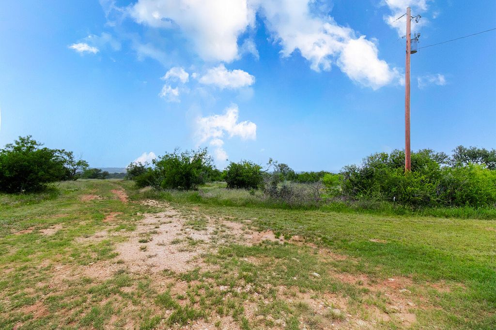 Image 12 of property listing at 9701 County Road 201, Brownwood, TX 76801
