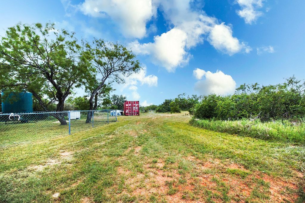 Image 3 of property listing at 9701 County Road 201, Brownwood, TX 76801