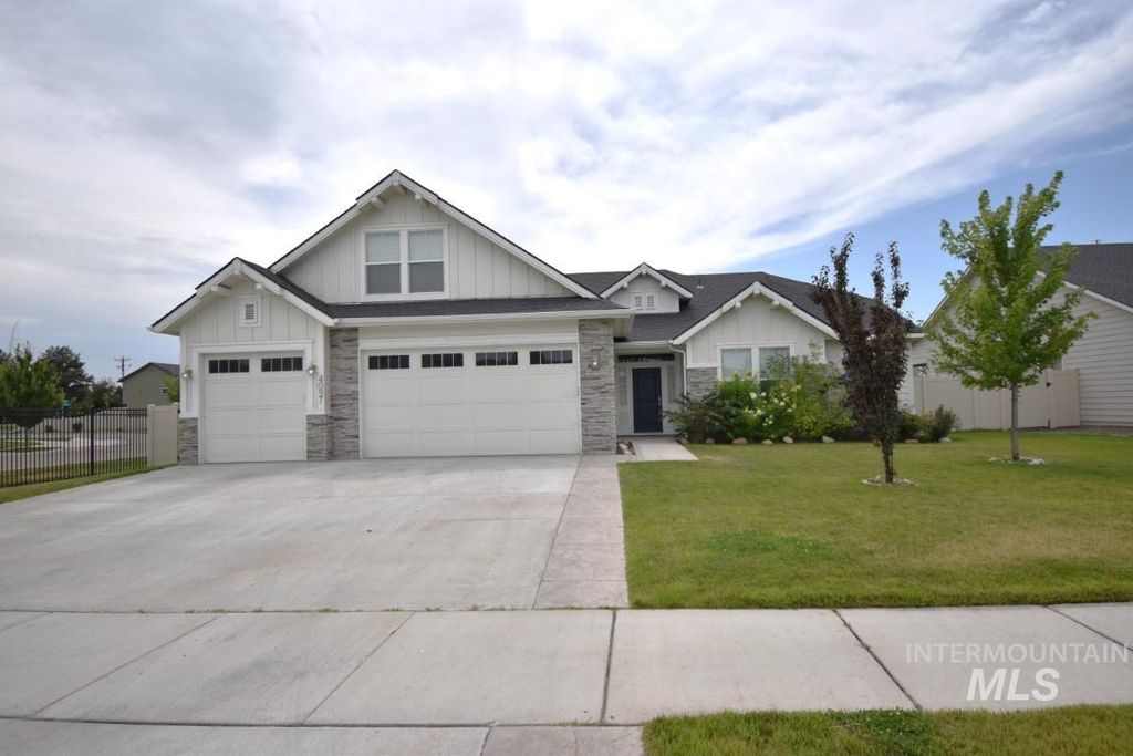 4097 W Stone House St, Eagle, ID 83616