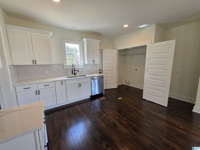 944 4TH STREET W, Birmingham, AL 35204