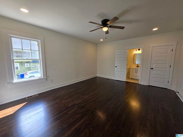 944 4TH STREET W, Birmingham, AL 35204