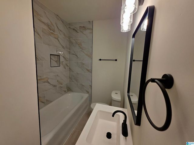 944 4TH STREET W, Birmingham, AL 35204