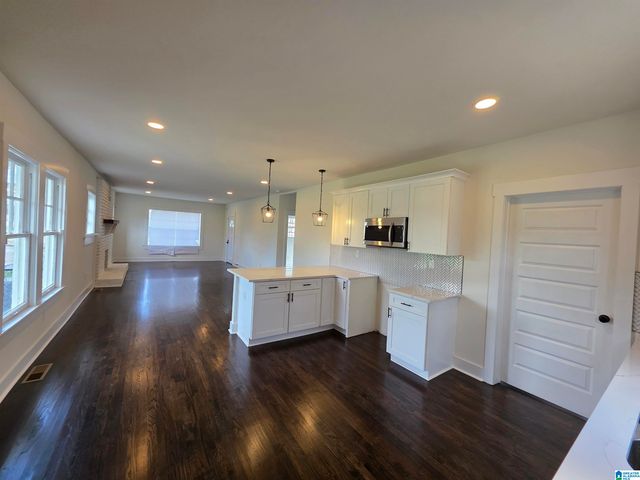 944 4TH STREET W, Birmingham, AL 35204