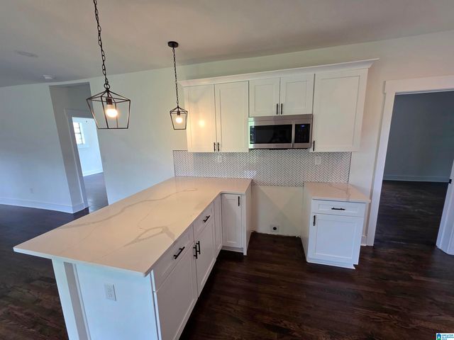 944 4TH STREET W, Birmingham, AL 35204