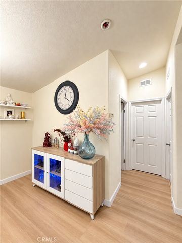 4080 W 1st 105, Santa Ana, CA 92703