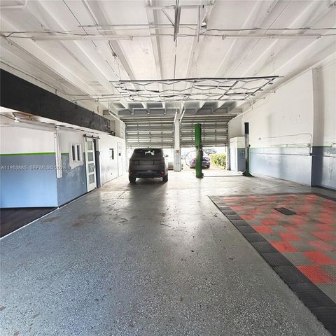 4711 W Hallandale Beach Blvd B5 & B6, West Park, FL 33023