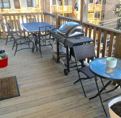 815 W BUENA Avenue 2W, Chicago, IL 60613
