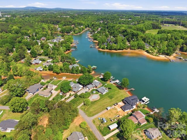 0000 Lucky Creek Lane, Denver, NC 28037