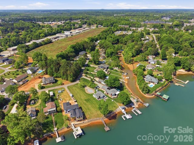 0000 Lucky Creek Lane, Denver, NC 28037