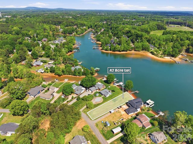 0000 Lucky Creek Lane, Denver, NC 28037