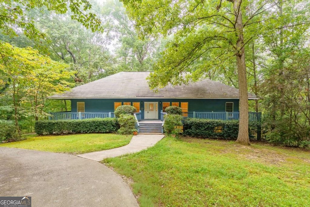 172 Leaf Lake Drive, Suwanee, GA 30024 — exterior