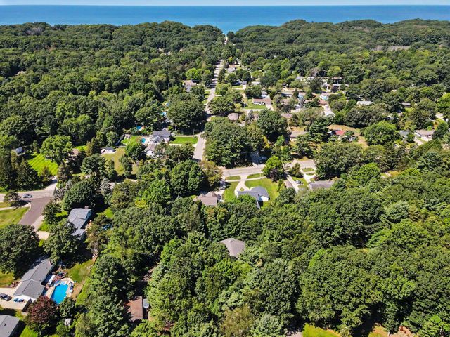 17477 Serenity Court, Grand Haven Twp, MI 49417