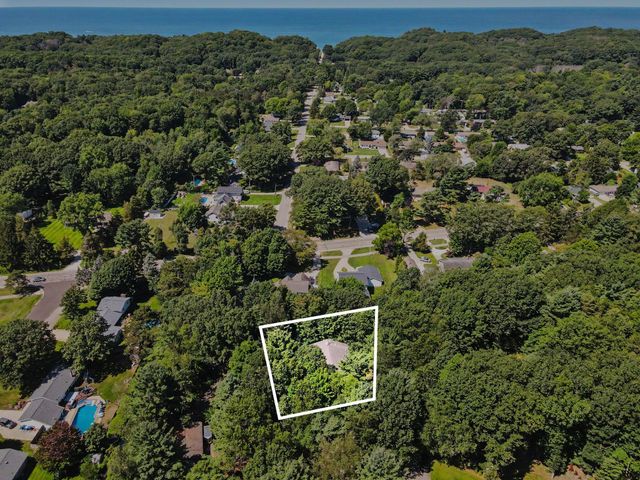 17477 Serenity Court, Grand Haven Twp, MI 49417