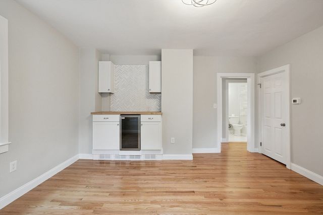 49 Jamaica St, Boston, MA 02130