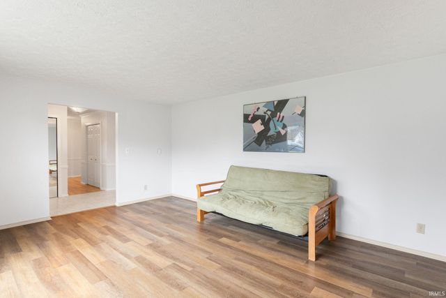 17644 Woodthrush Lane, South Bend, IN 46635