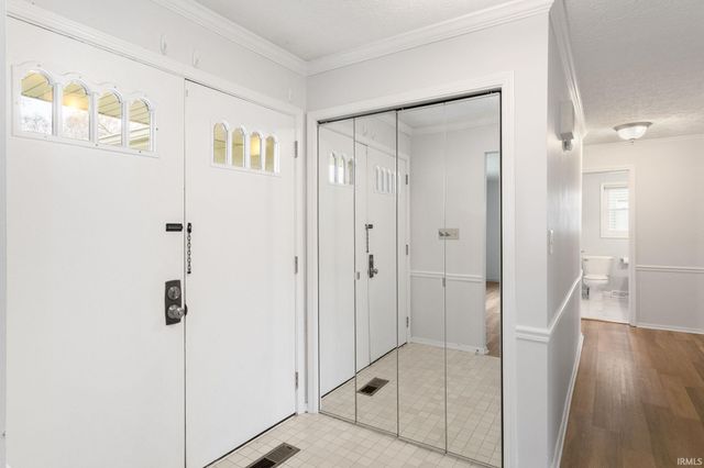 17644 Woodthrush Lane, South Bend, IN 46635