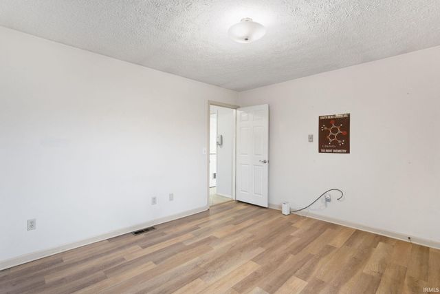 17644 Woodthrush Lane, South Bend, IN 46635