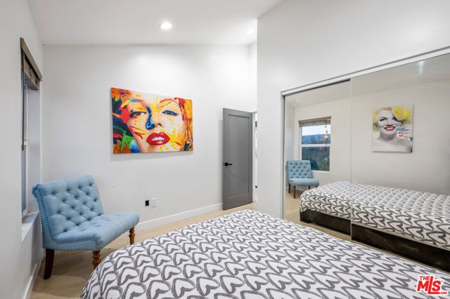 1747 W 30th Street, Los Angeles, CA 90018