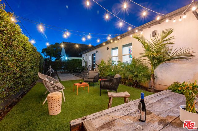 1747 W 30th Street, Los Angeles, CA 90018