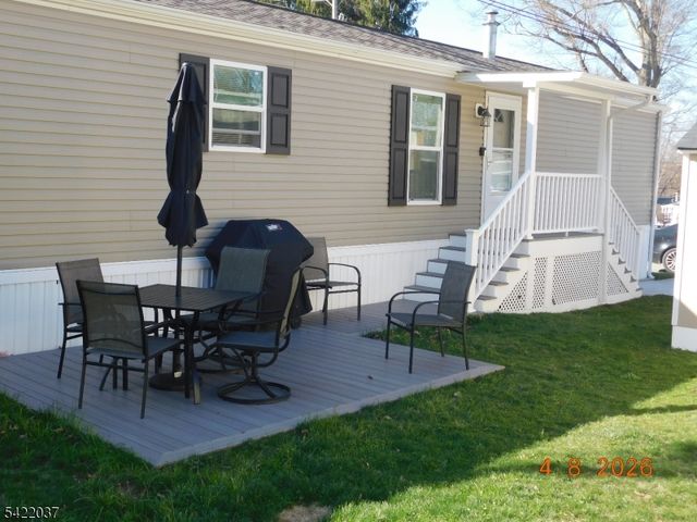 89 Back Street, Oxford Twp., NJ 07863