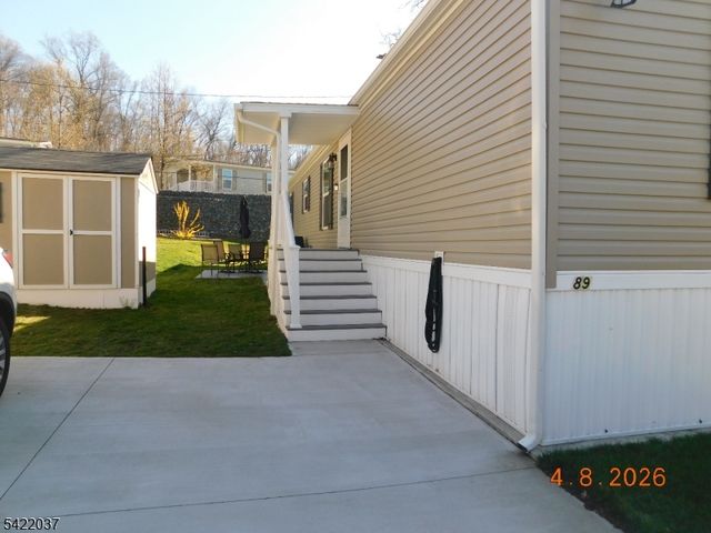 89 Back Street, Oxford Twp., NJ 07863