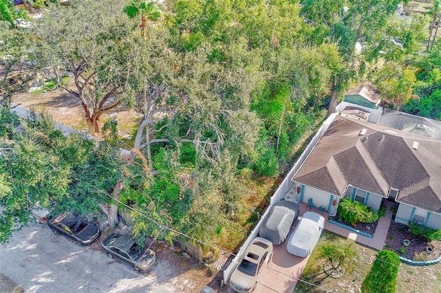 703 HOFFMAN BOULEVARD, Tampa, FL 33612